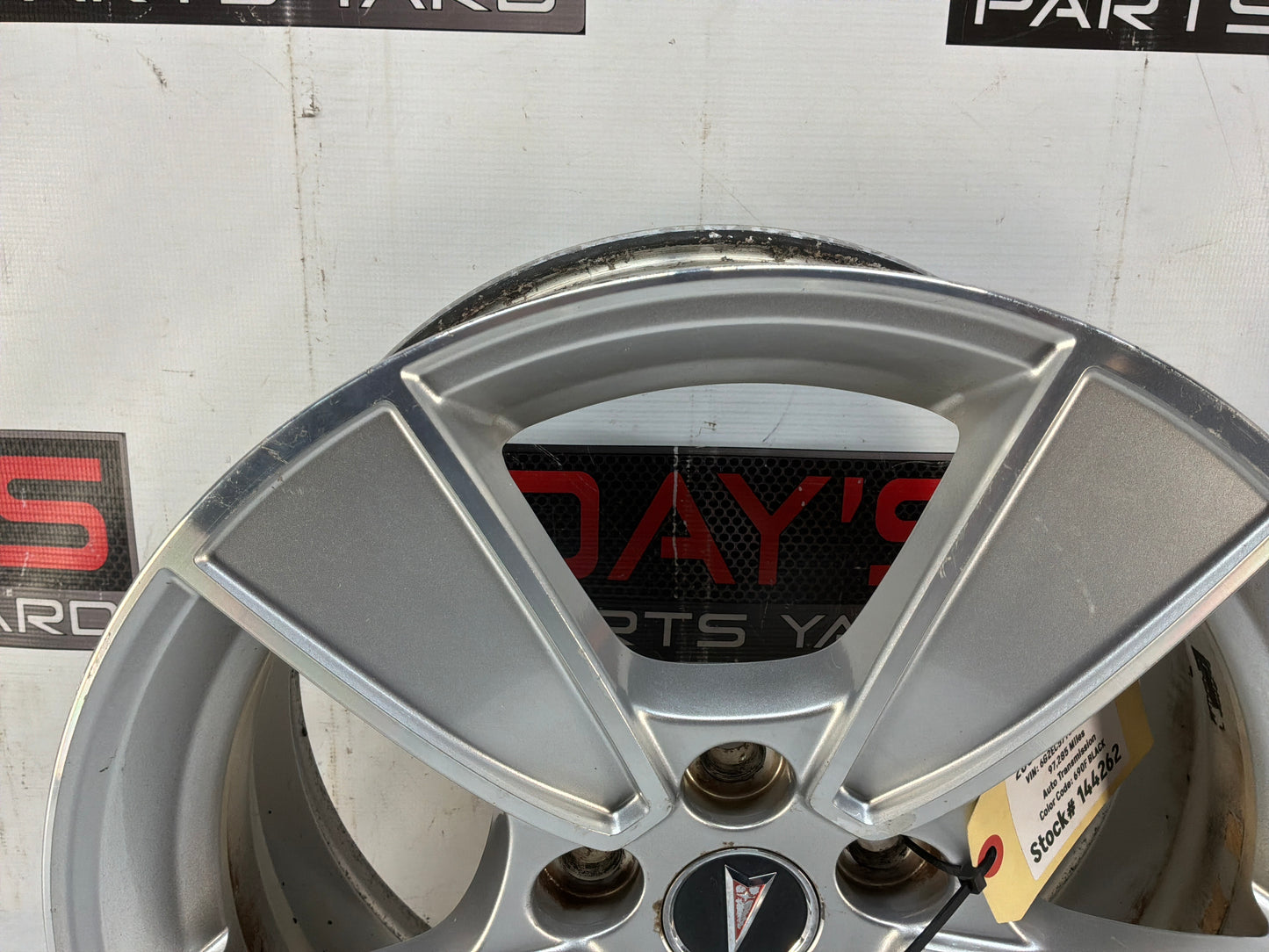 2008 Pontiac G8 GT Factory OEM Wheel 18x8