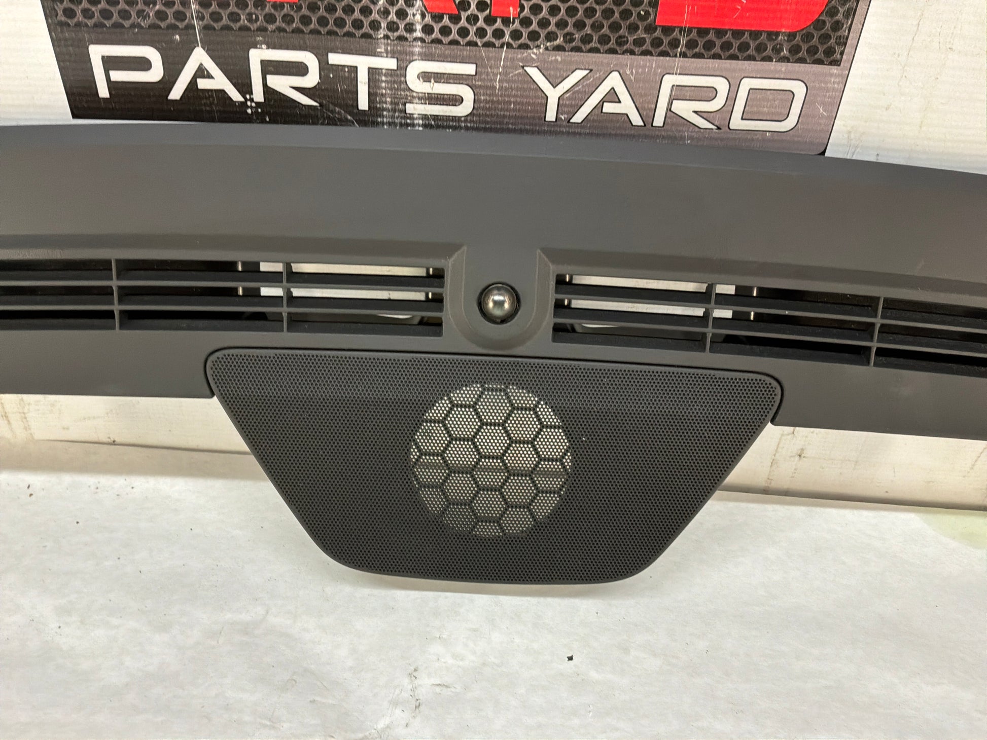 Grille - Day's Parts Yard