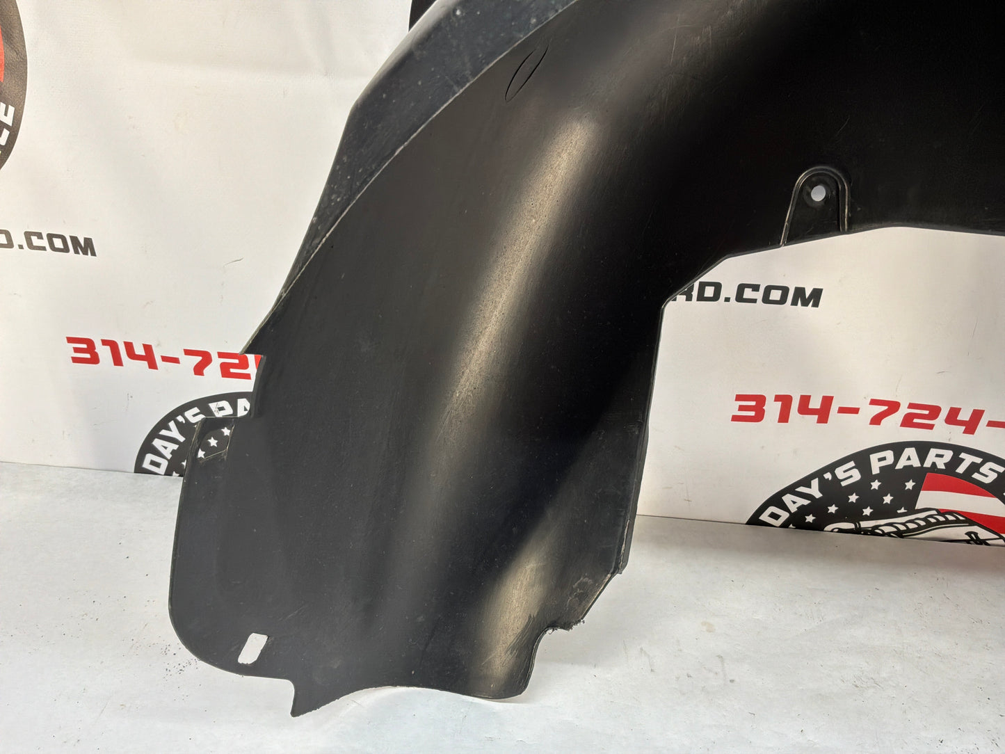 2008 Pontiac G8 Base LH Driver Rear Fender Wheelhouse Well Liner OEM
