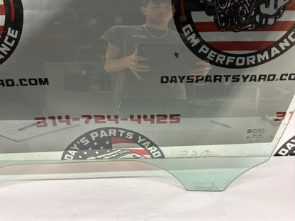 2006 Cadillac CTS-V LH Driver Front Door Window Glass OEM