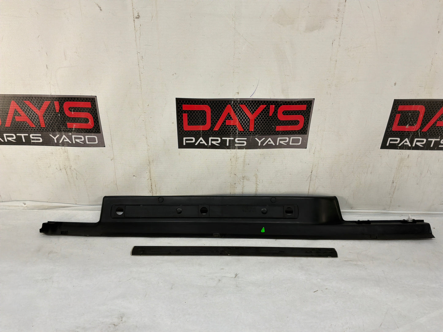 Panel - Day's Parts Yard