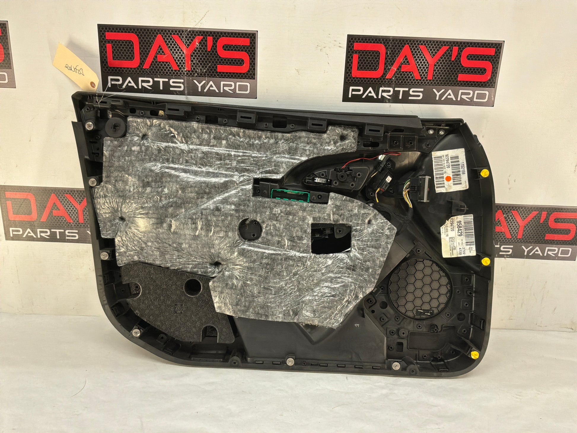 Rh front door - Day's Parts Yard