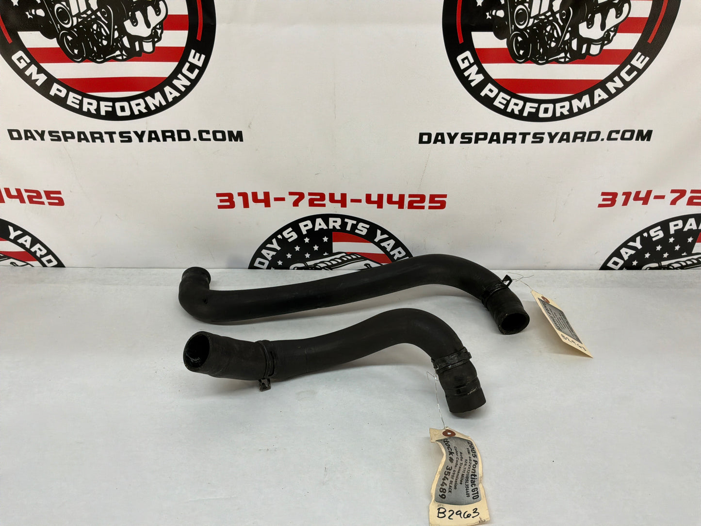 2005 Pontiac GTO Upper & Lower Radiator Hoses OEM