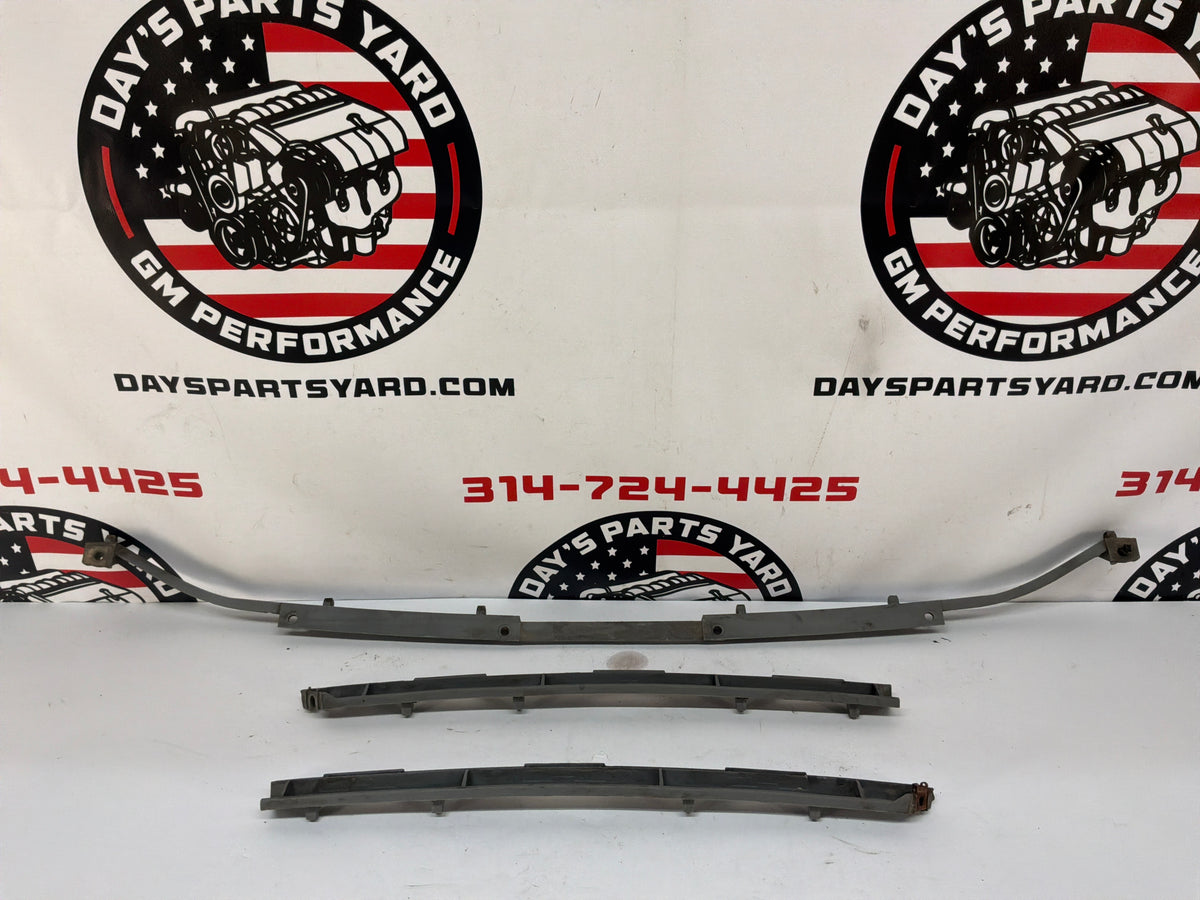 2006 Pontiac GTO RH & LH Rear Bumper Brackets Guides Supports OEM