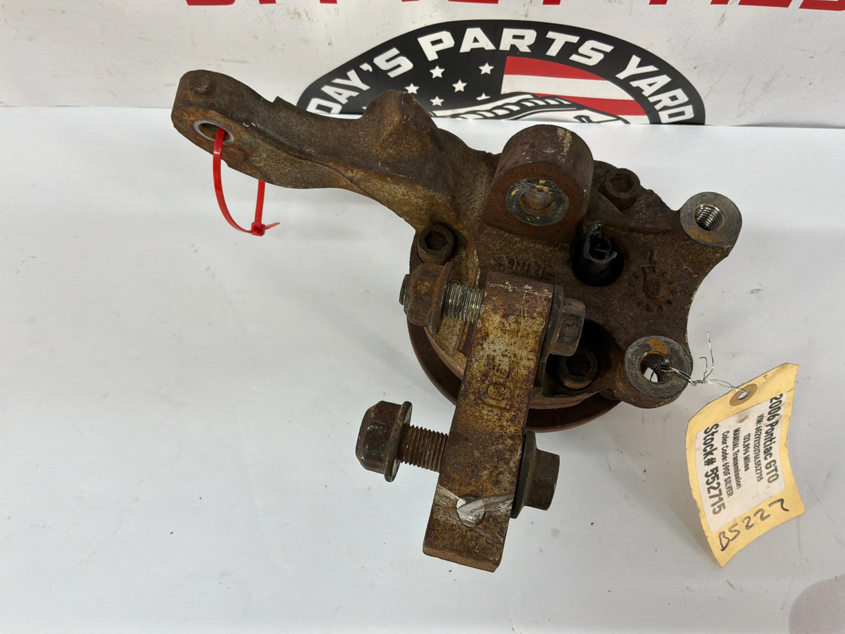 2006 Pontiac GTO RH Passenger Front Suspension Spindle Hub Knuckle Assembly OEM