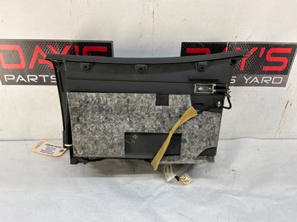 Glove box - Day's Parts Yard