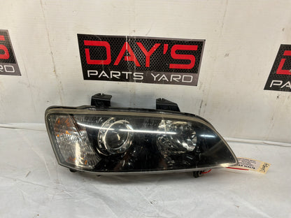 2008 Pontiac G8 RH Passenger Headlight Head Light Lamp OEM