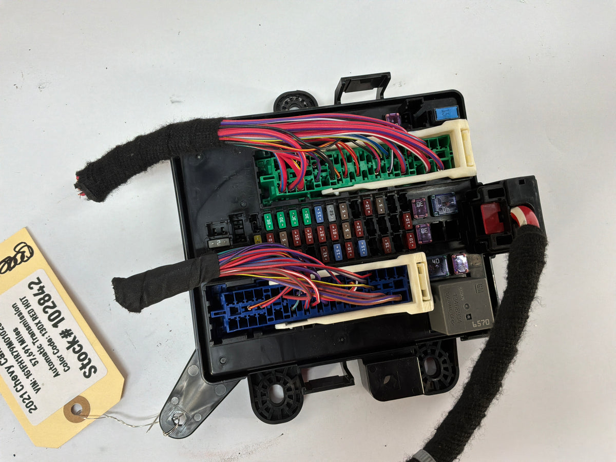2021 Chevy Camaro SS Body Wiring Harness Junction Block OEM