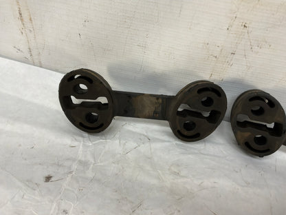 Exhaust hangers - Day's Parts Yard