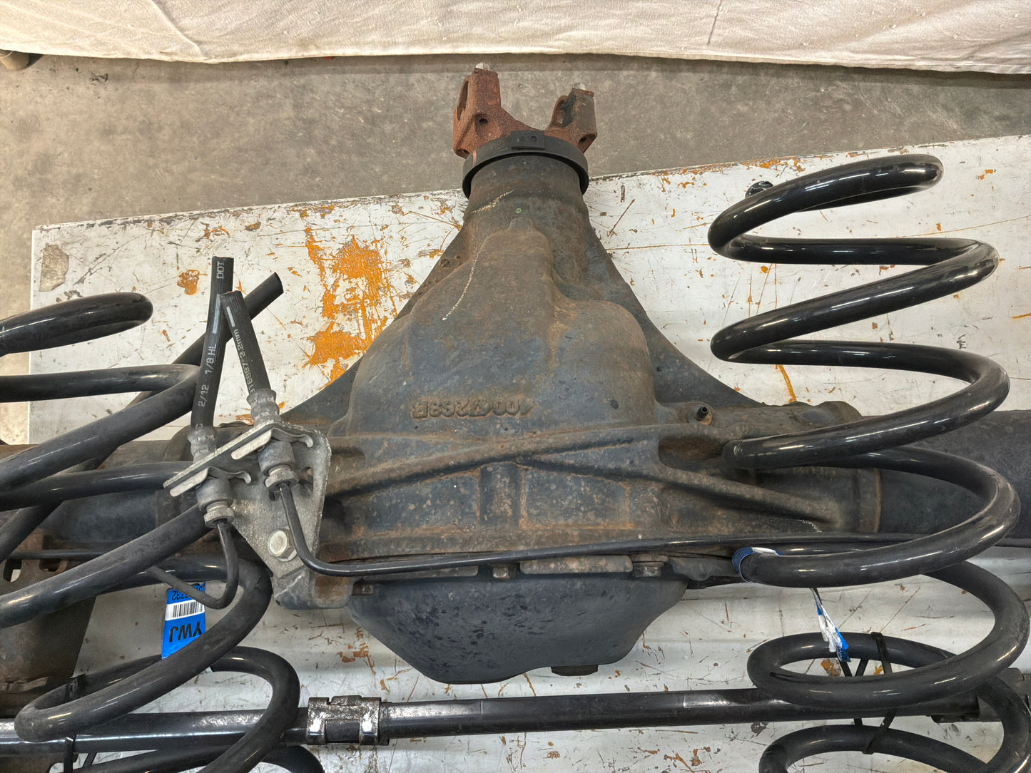 2012 Chevy Avalanche 3.42 LSD Rear End Axle Carrier Rearend Differential OEM