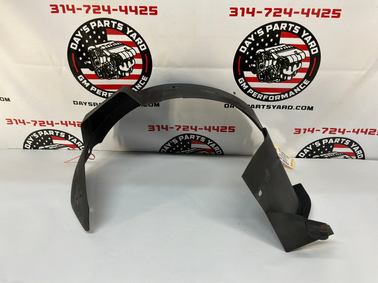 2006 Cadillac CTS-V RH Passenger Front Inner Fender Wheel Well House Liner OEM