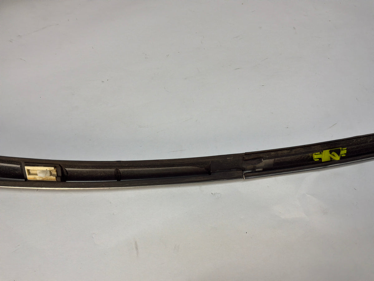 Chrome roof trim - Day's Parts Yard