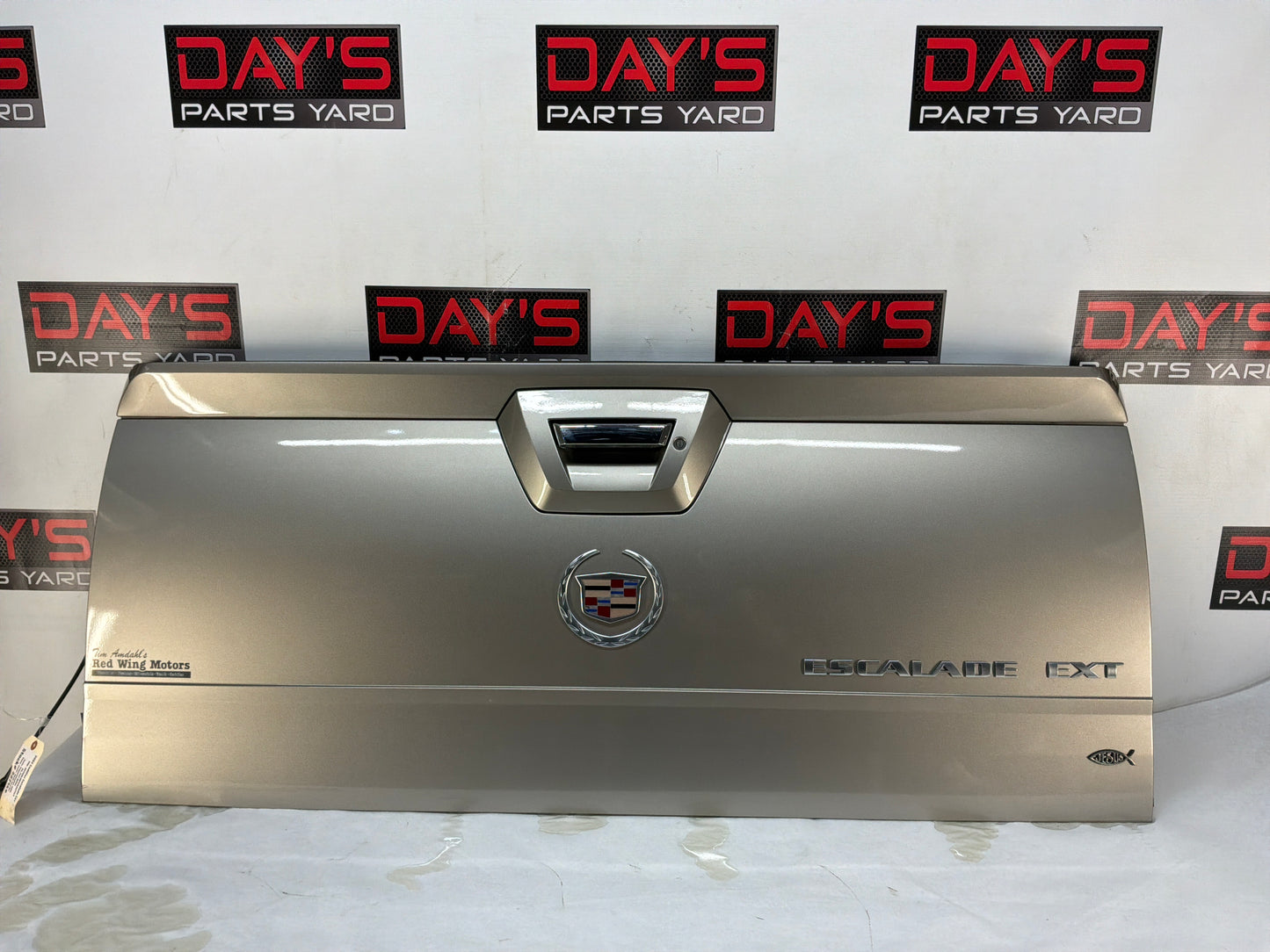 2002 Cadillac Escalade EXT Tailgate Tail Gate OEM