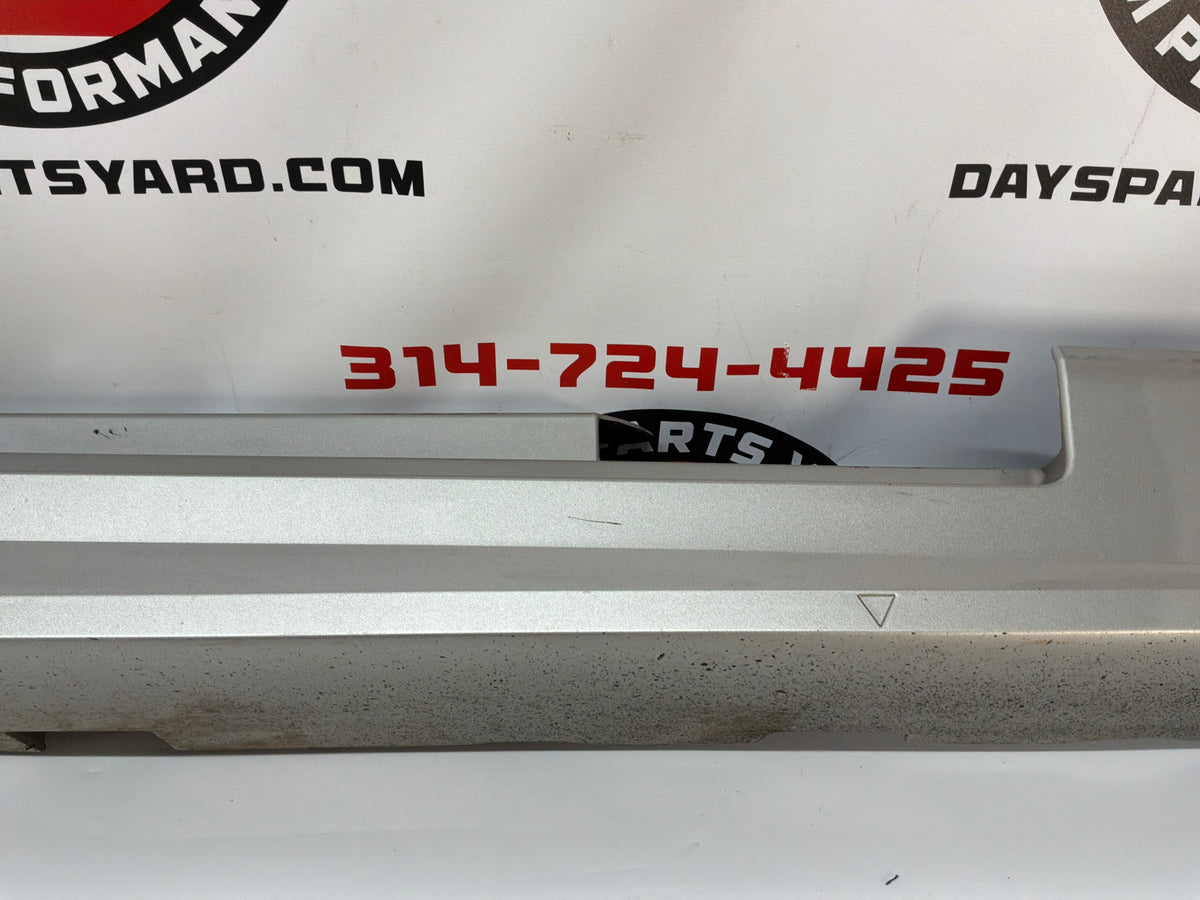 2006 Cadillac CTS-V RH Passenger Rocker Molding Side Skirts Panels OEM