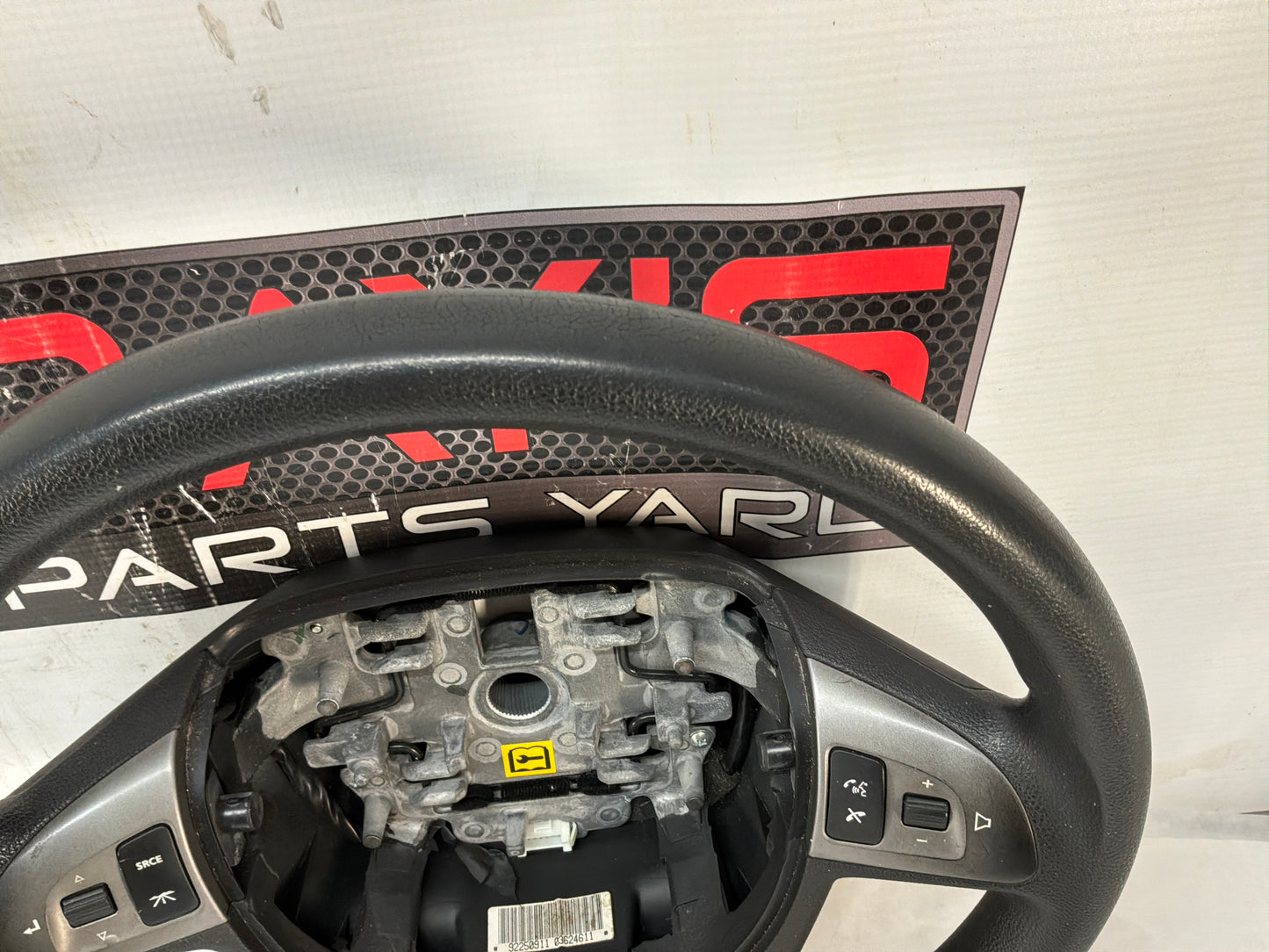Steering wheel - Day's Parts Yard