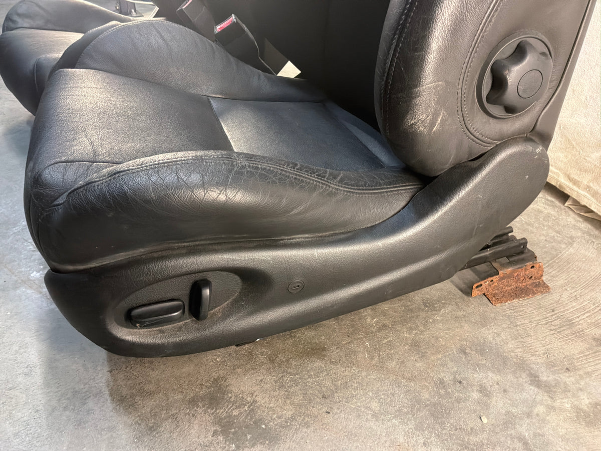 2006 Pontiac GTO Black Leather Front and Rear Seats Set OEM