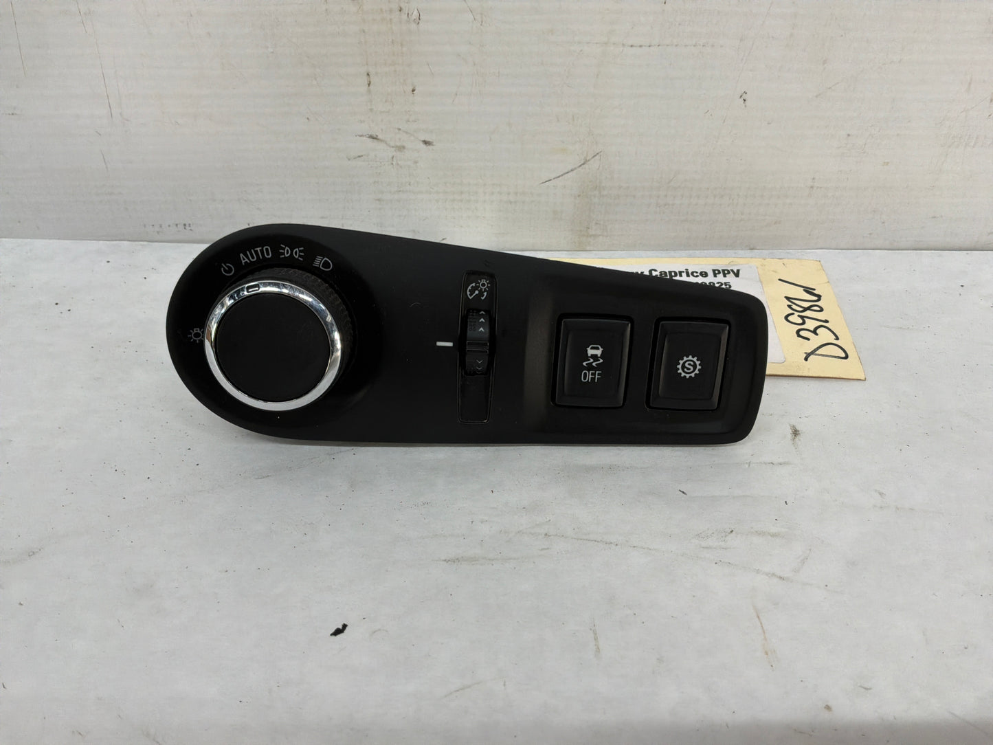 2016 Chevy Caprice PPV Headlight Lamp Light Switch w/ Trim Plate OEM