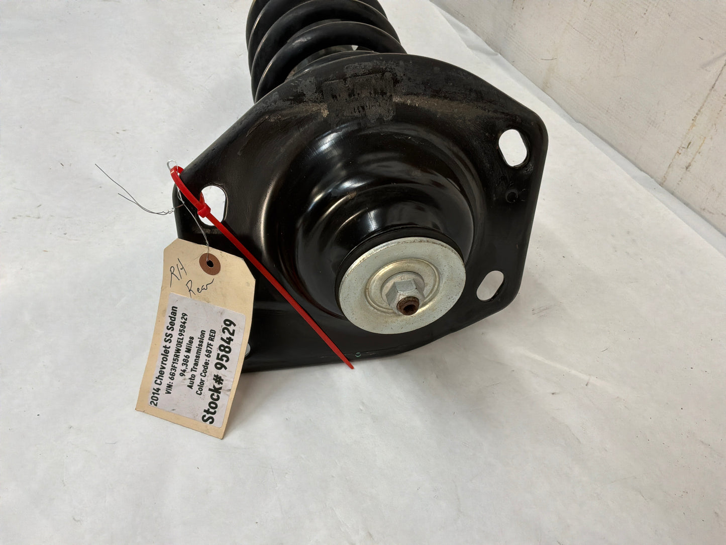 Rh rear shock - Day's Parts Yard