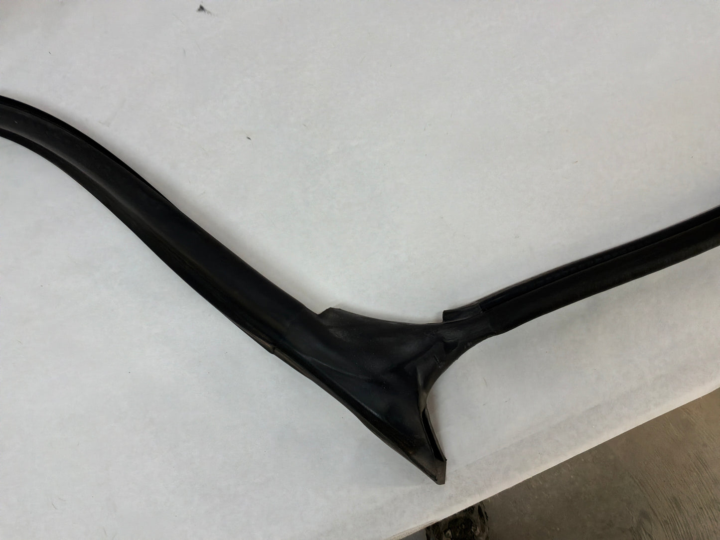 1999 Pontiac Firebird Trans Am Formula WS6 LH Driver Door T-Top Weather Strip Rubber Seal OEM