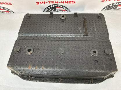 2016 Cadillac CTS-V Spare Tire Air Compressor Inflator w/ Sealant OEM