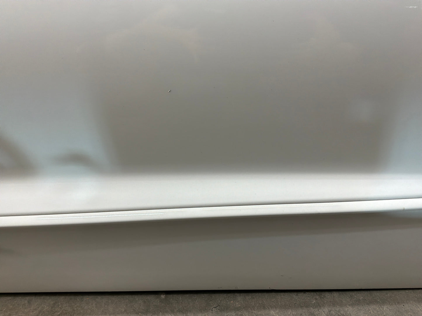 1999 Pontiac Trans Am WS6 LH Driver Exterior Door OEM White