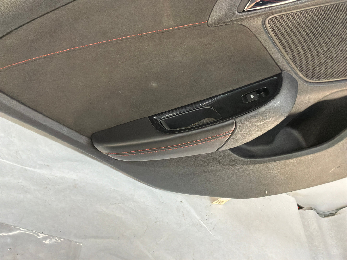 Lh rear door panel - Day's Parts Yard