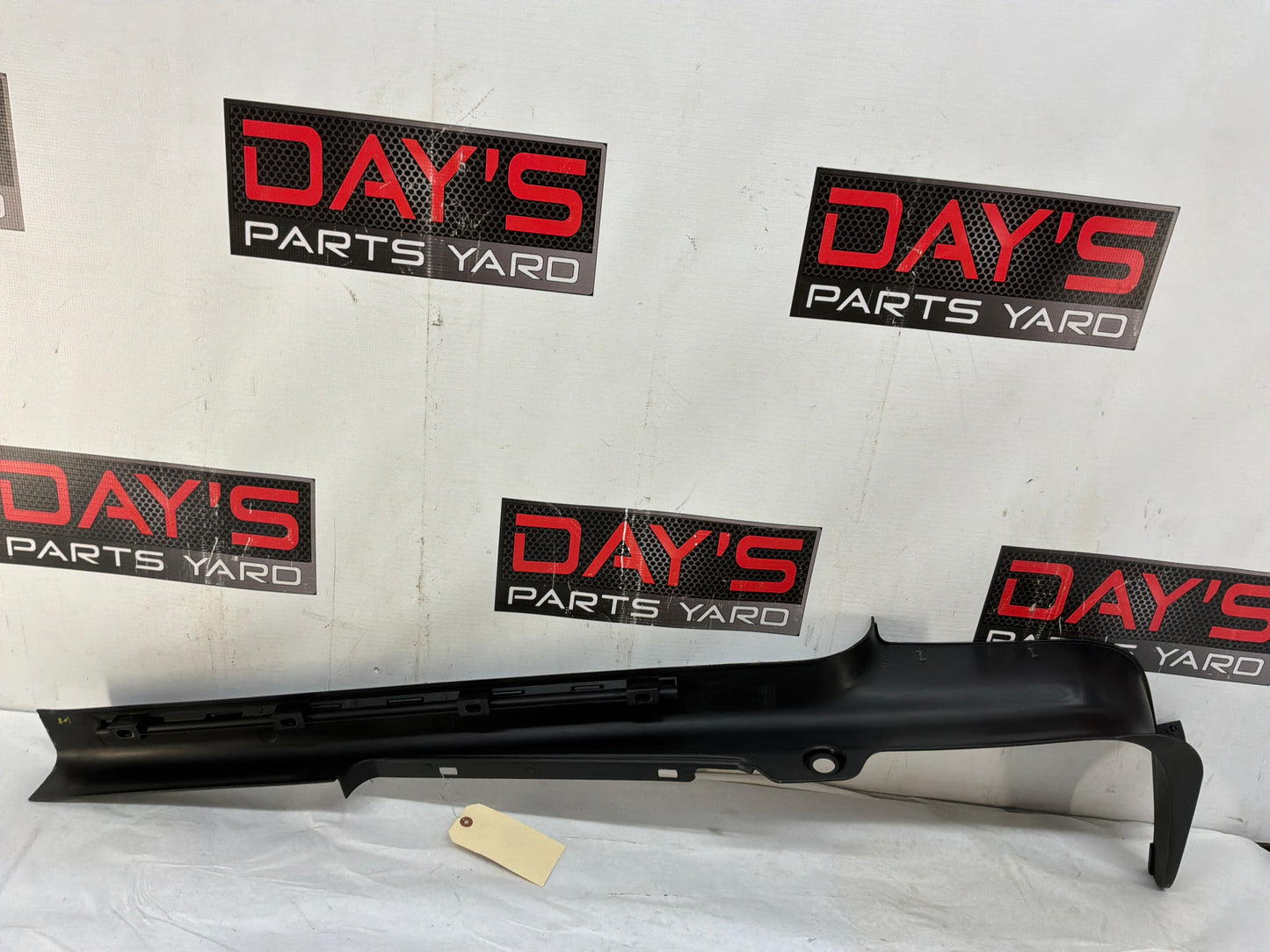 2004 Pontiac GTO RH & LH Interior Door Sill Trim Cover Panels OEM