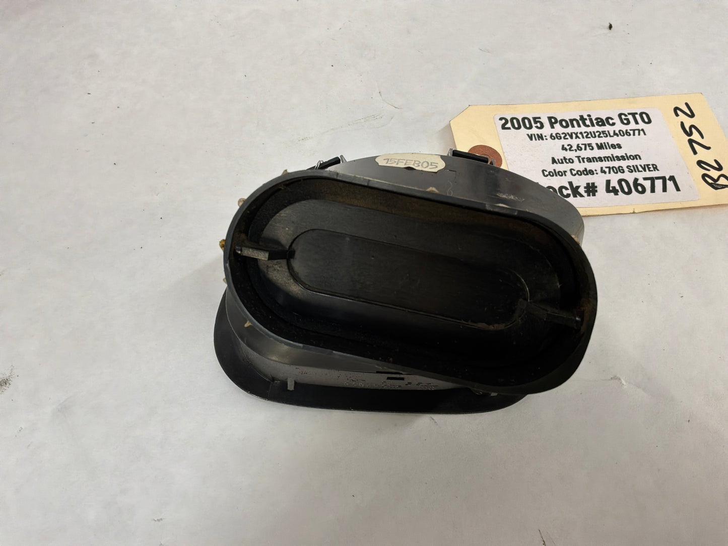 2005 Pontiac GTO LH Driver Door Air Vent OEM