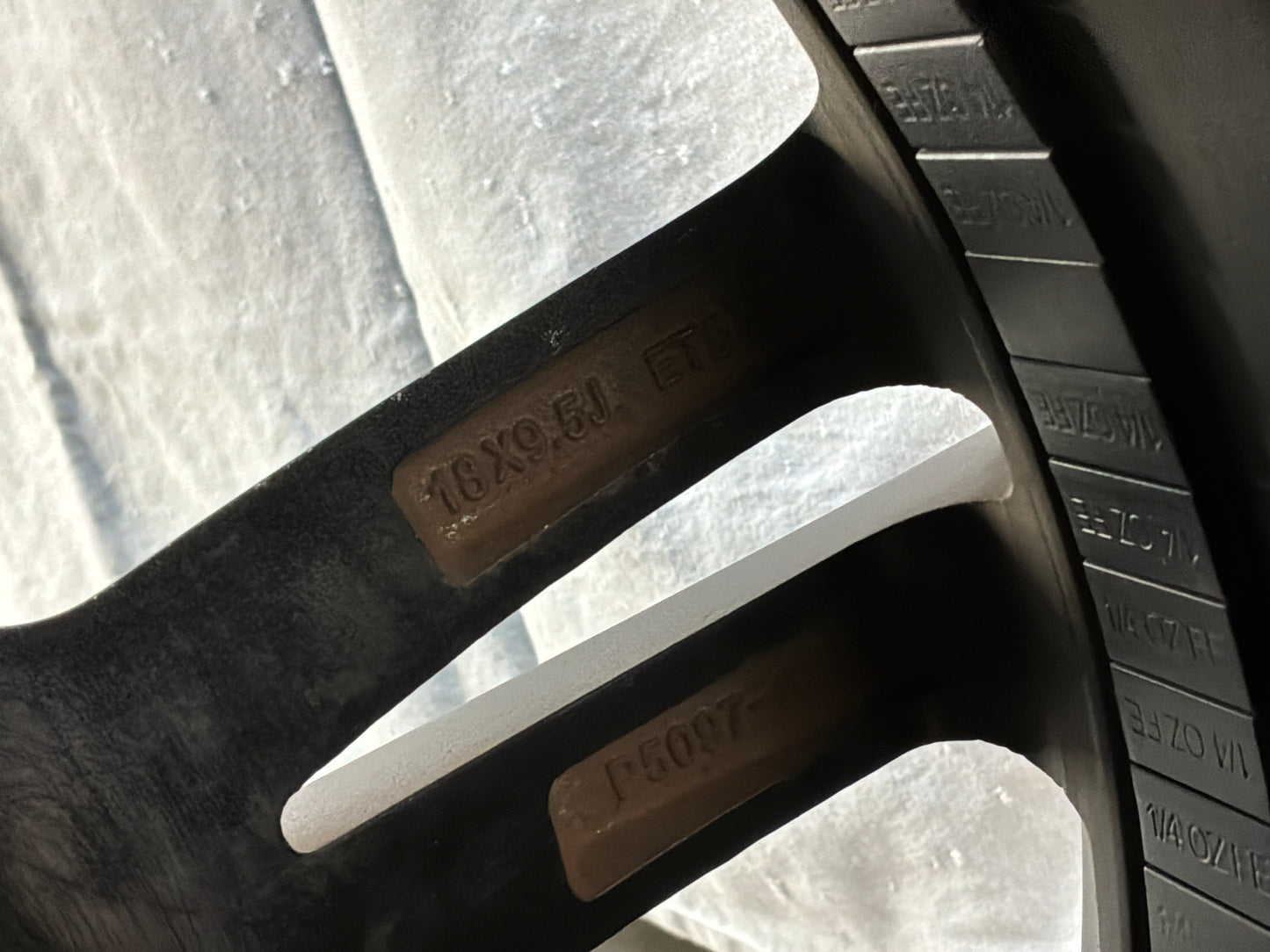 Chevy C6 Corvette Wheels and Tires 17x8.5 18x9.5 OEM