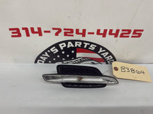 2008 Pontiac G8 GT RH Passenger Fender Marker Repeater Lamp Light OEM