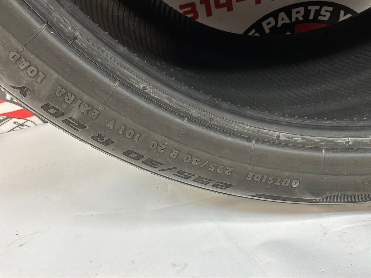 295/30/R20 Altimax One's General Tire