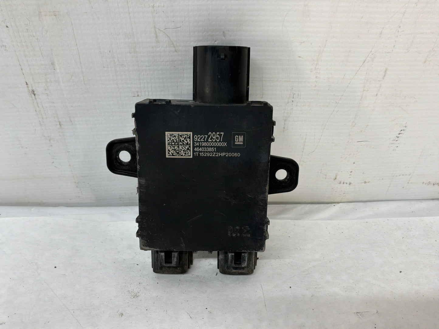 2016 Chevy Caprice PPV Radiator Cooling Fan Motor Module OEM