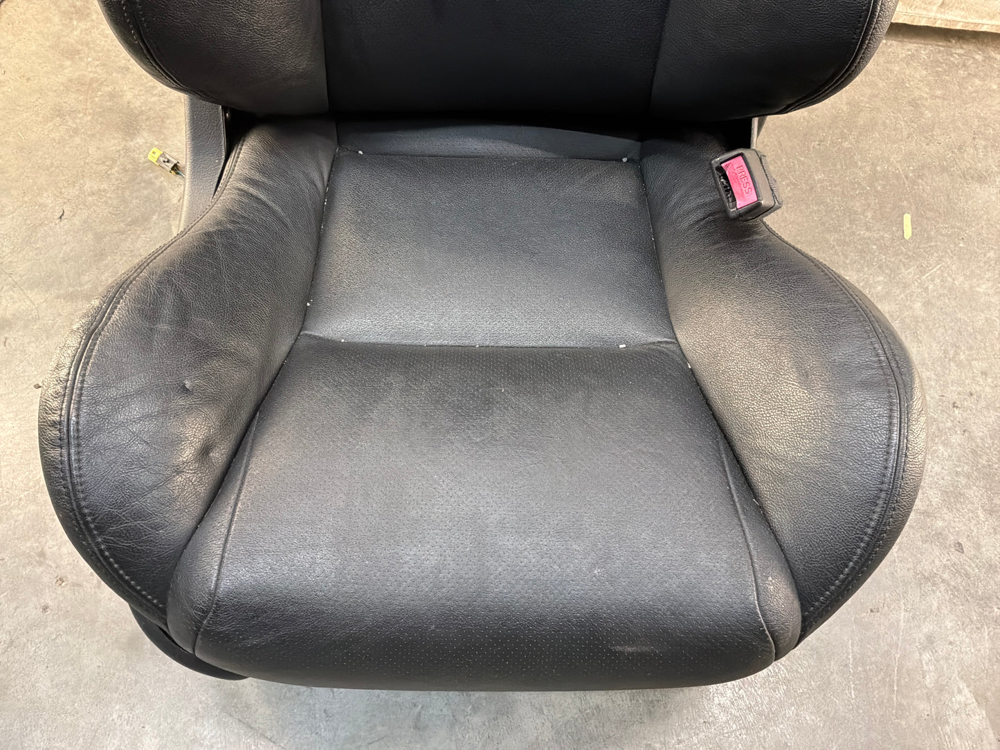 2005 Pontiac GTO Black Leather Front and Rear Seats Set OEM