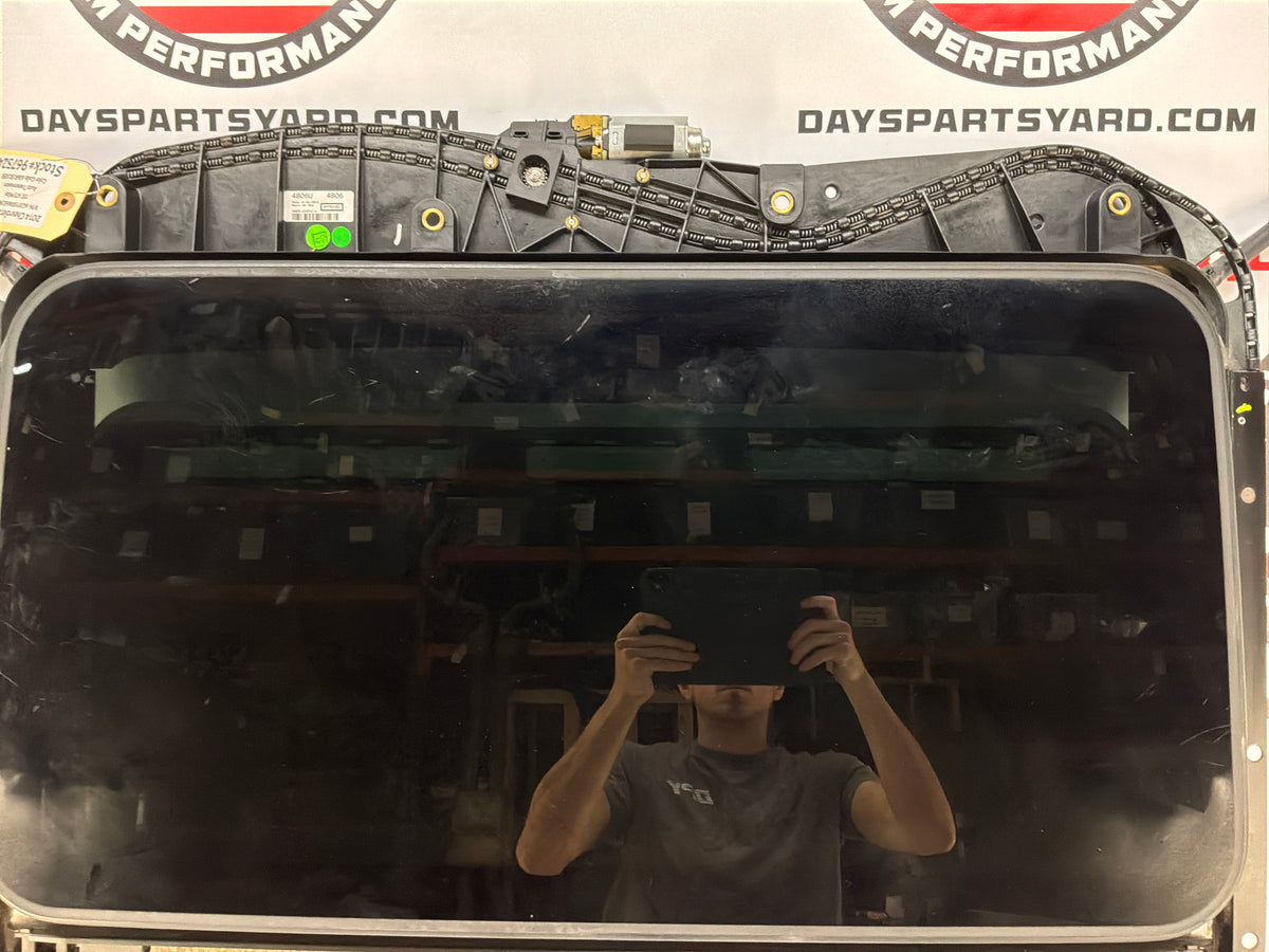2014 Chevy SS Sedan Complete Sunroof Sun Moon Roof Assembly OEM