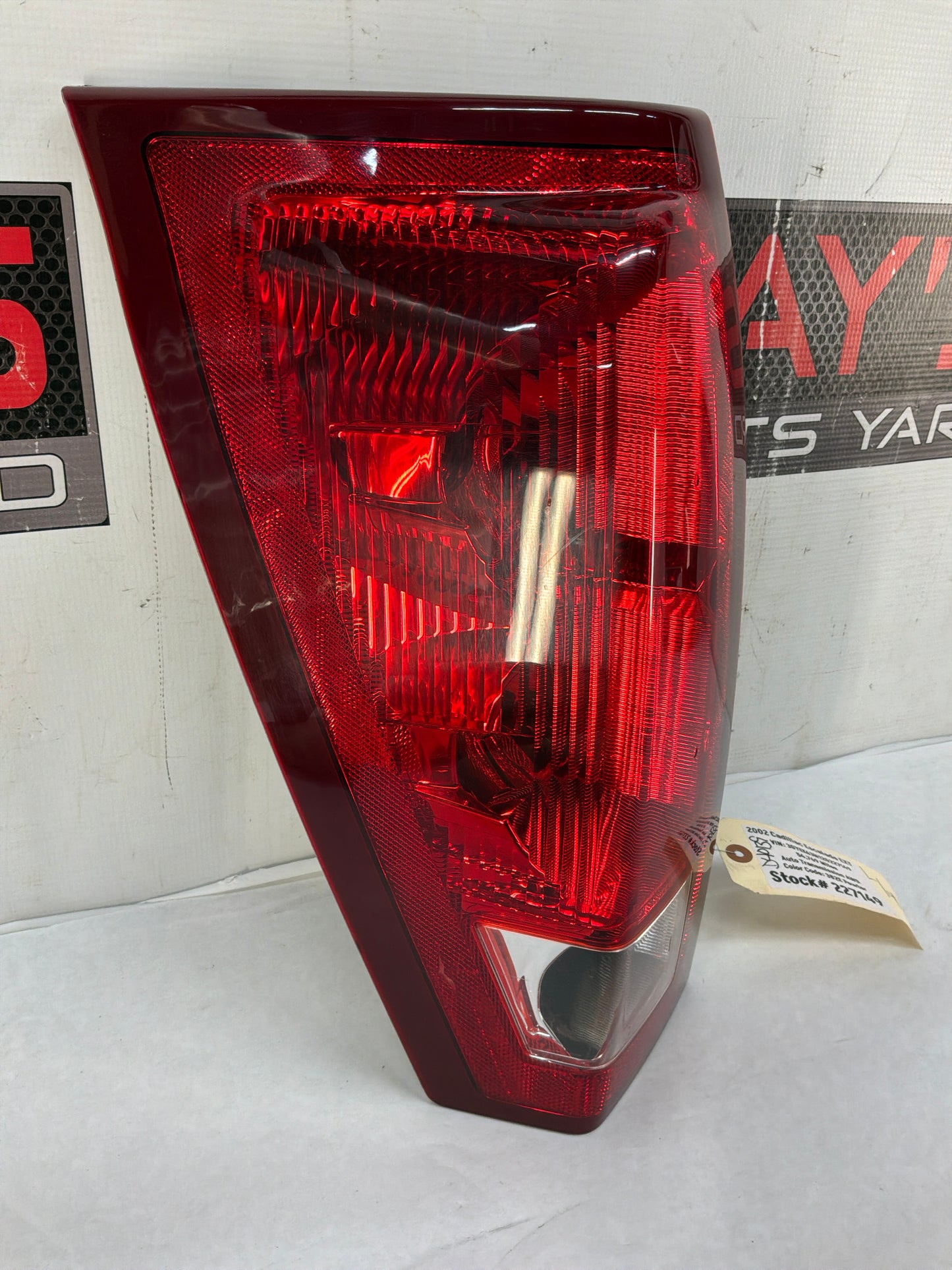 2002 Cadillac Escalade EXT LH Driver Rear Tail Light Lamp Housing OEM