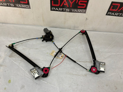 Rh window reg - Day's Parts Yard