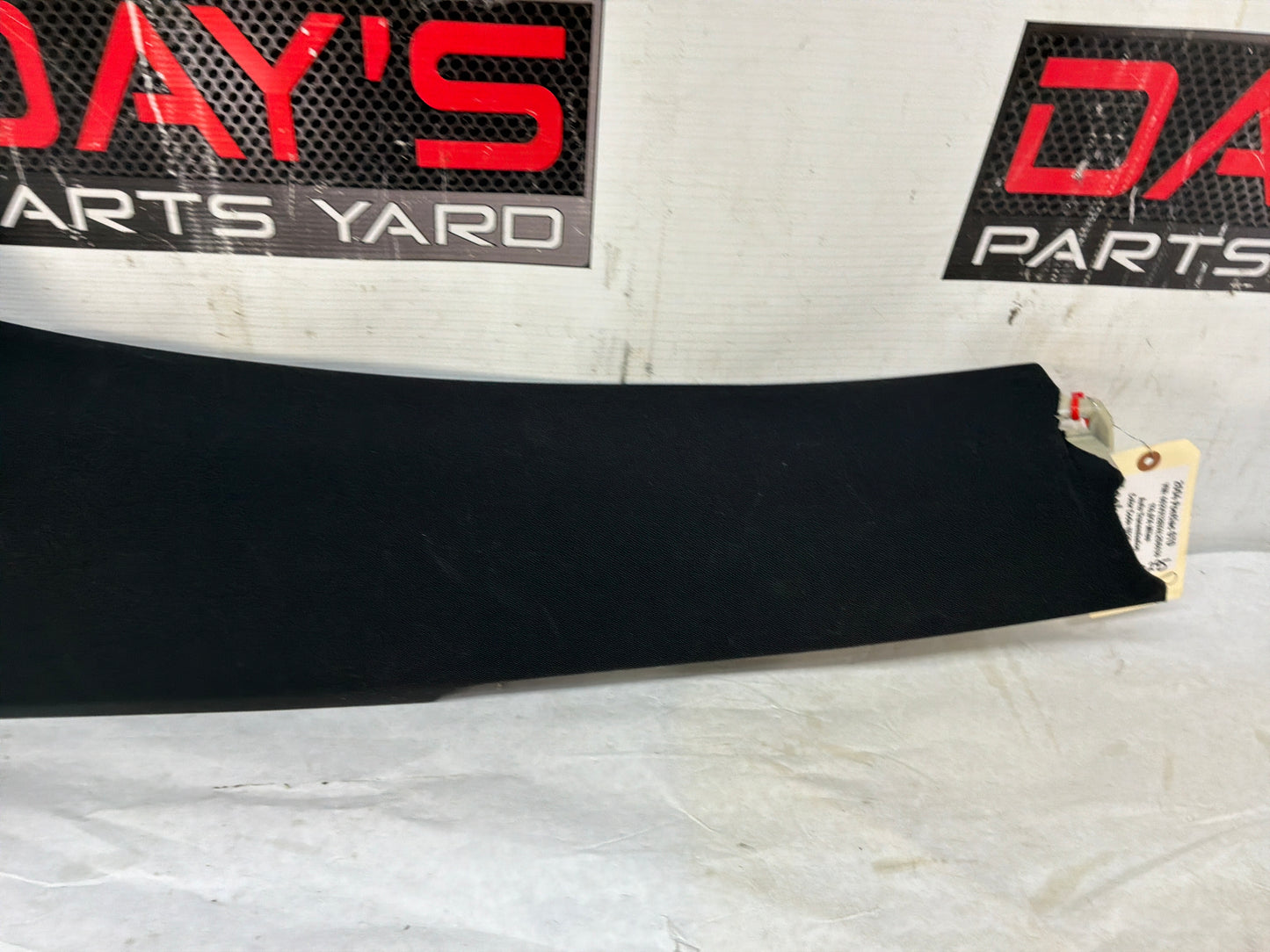 2004 Pontiac GTO RH Passenger Rear Interior Quarter C Pillar Seat Belt Cover Trim Panel OEM