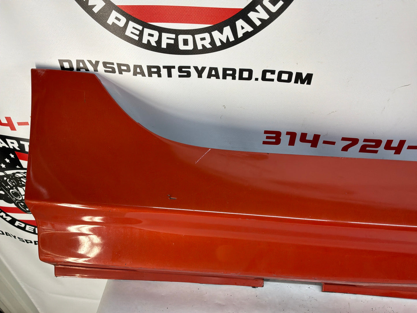 2008 Pontiac G8 Base RH Passenger Rocker Molding Side Skirt Panel Trim Orange OEM