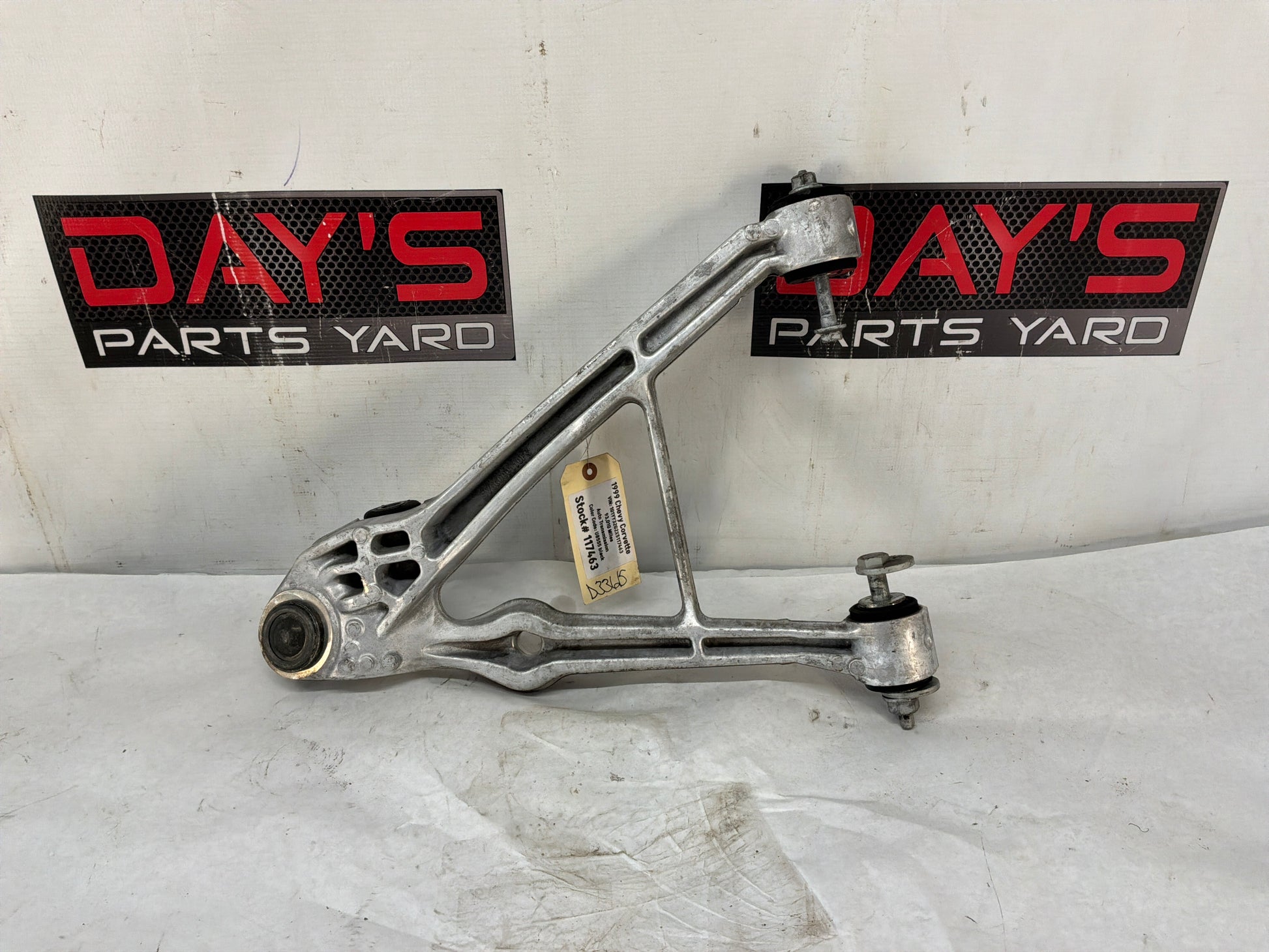 Control arm - Day's Parts Yard