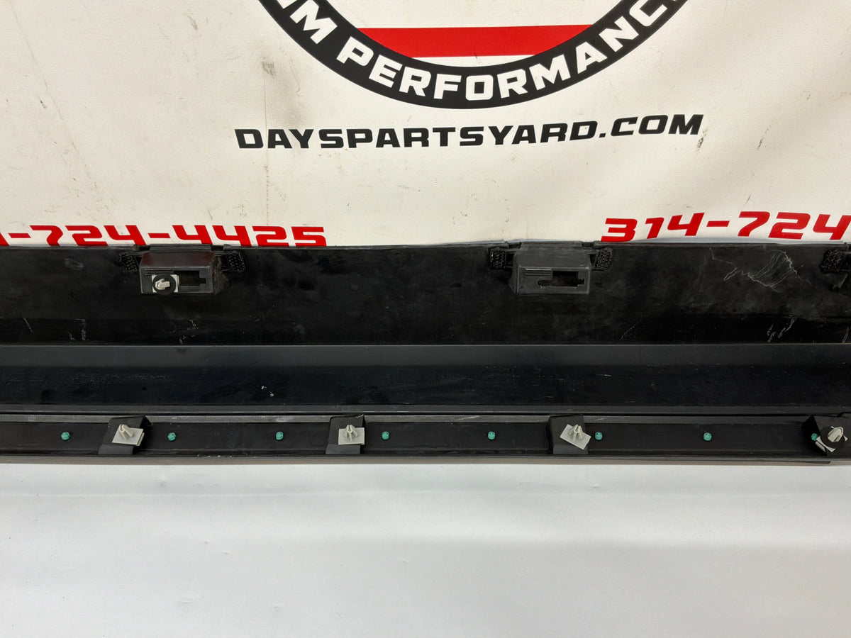 2013 Chevy Camaro ZL1 RH Passenger Rocker Molding Side Skirt Panel OEM