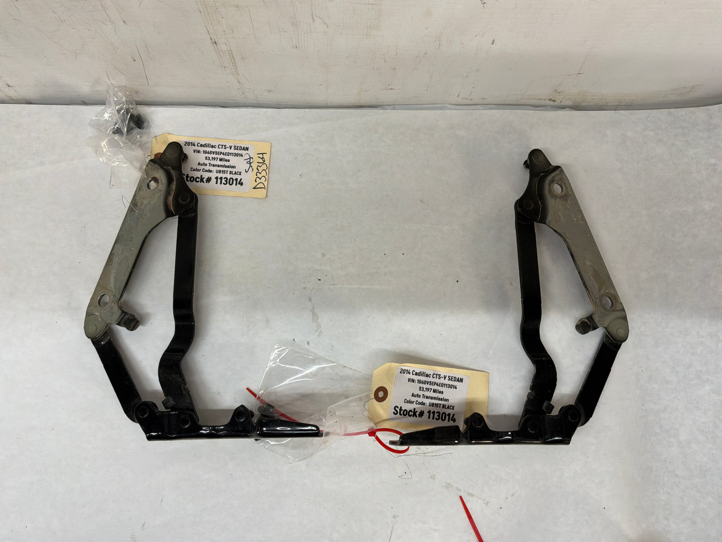Trunk hinges - Day's Parts Yard