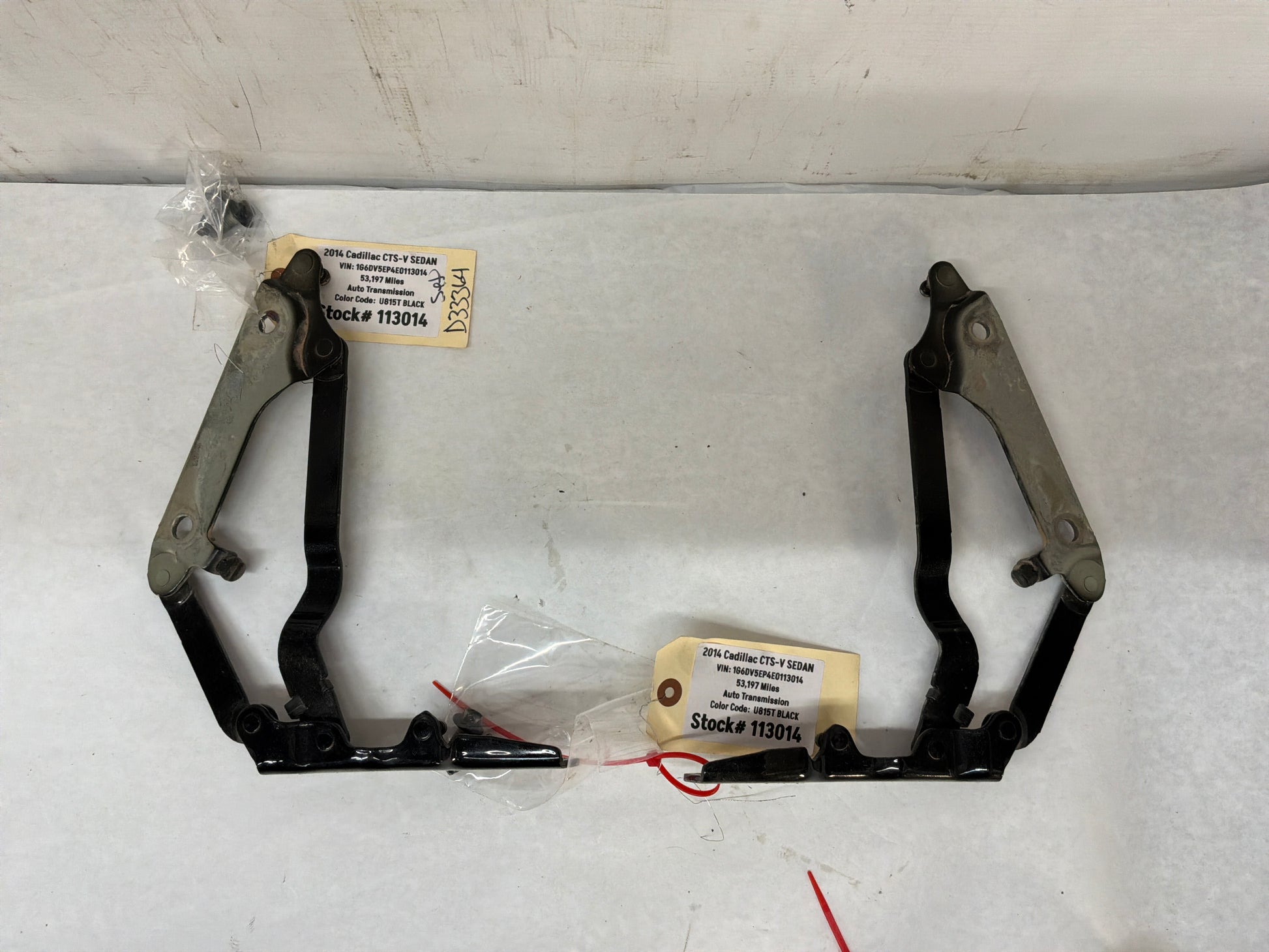 Trunk hinges - Day's Parts Yard