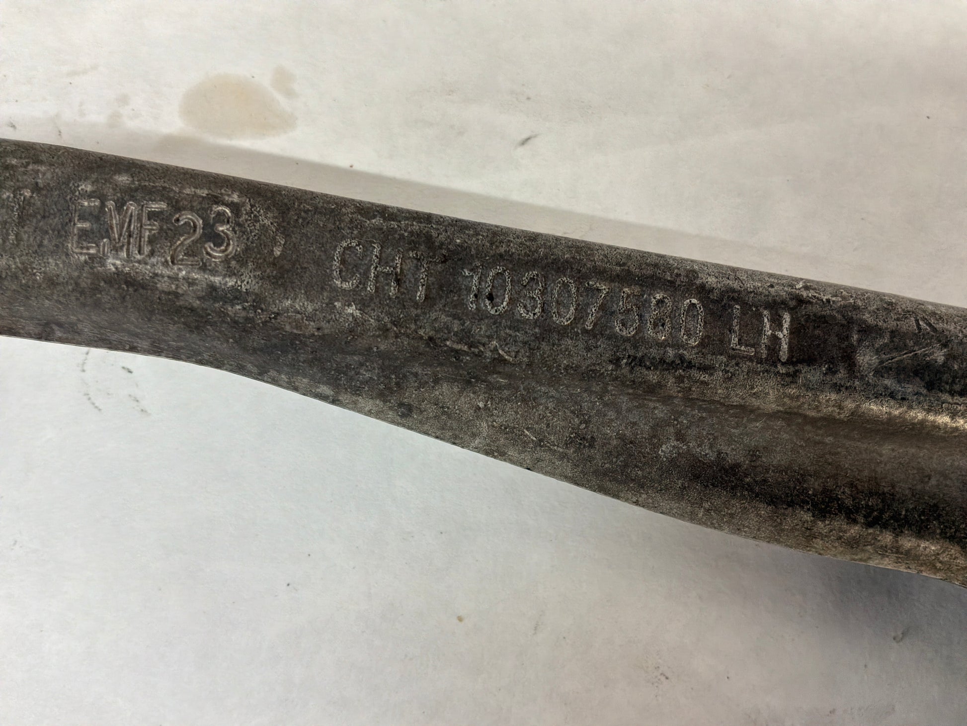 Lh rear upper control arm - Day's Parts Yard
