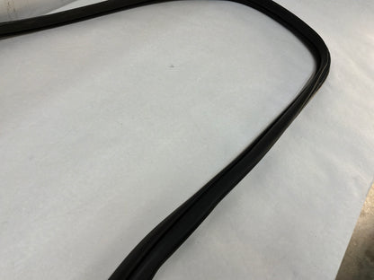 Rh rear door weather strip - Day's Parts Yard