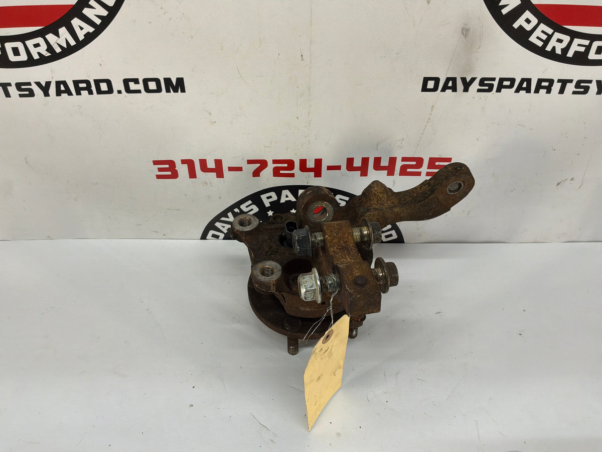 2006 Pontiac GTO LH Driver Front Suspension Spindle Hub Knuckle Assembly OEM