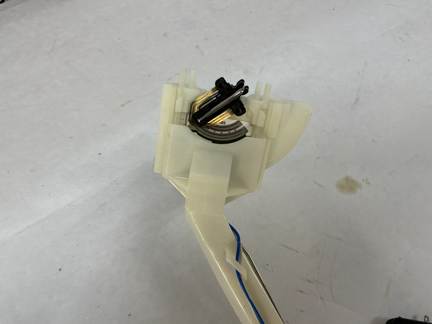 2017 Chevy SS Sedan Fuel Pump & Lever Sending Unit Assembly OEM