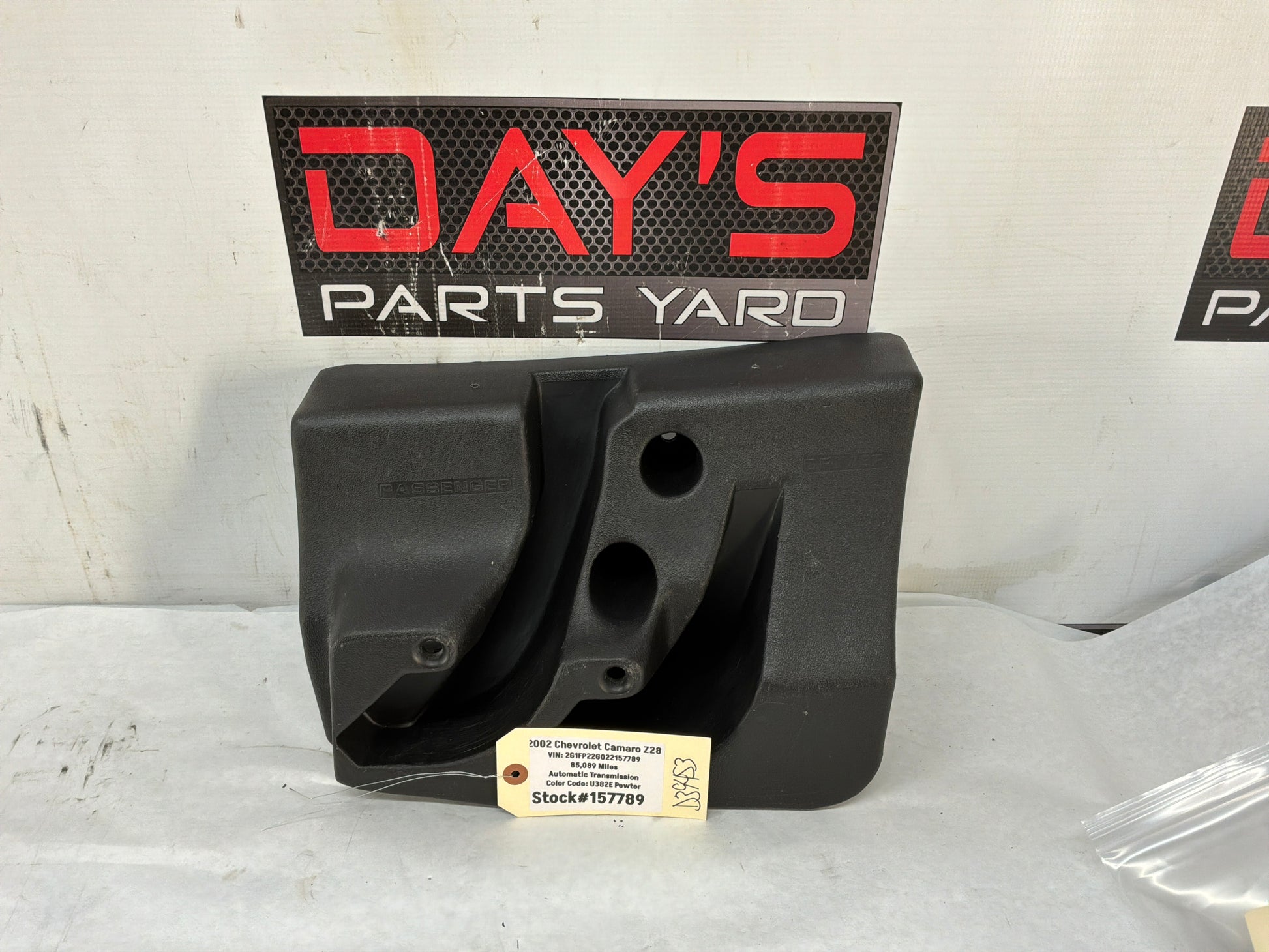 T top holder - Day's Parts Yard