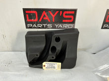 T top holder - Day's Parts Yard