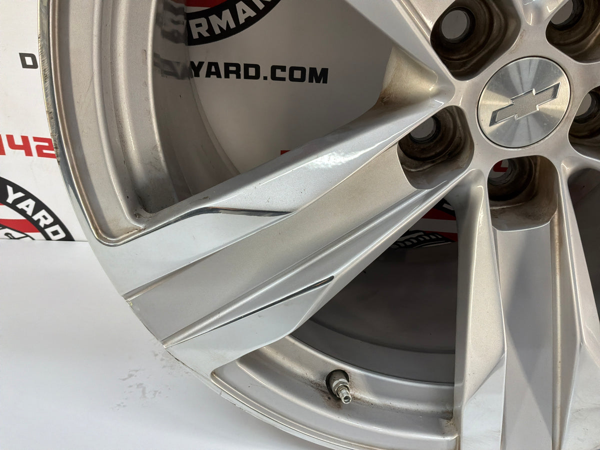 2013 Chevy Camaro ZL1 OEM Rear Wheel 20x11 5 Spoke
