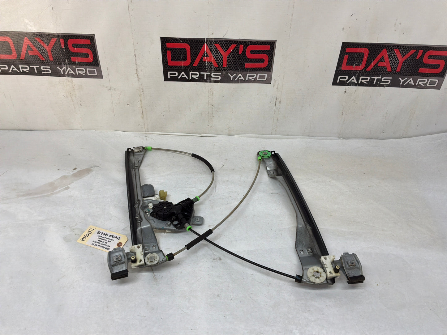 2008 Pontiac G8 GT Front RH Passenger Door Window Regulator Motor OEM